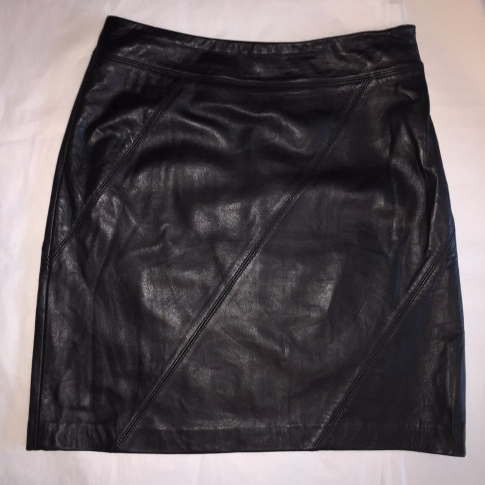 Valerie Stevens Black Leather Mini Skirt Size 4